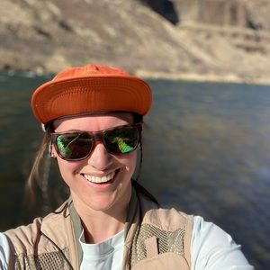 Meet your Posher, Cara